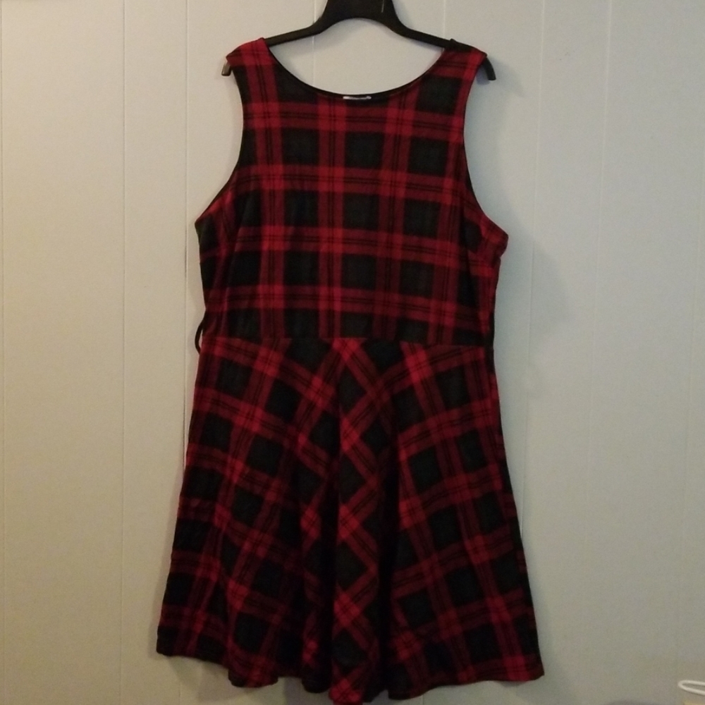 3/$20 Red and green plaid dress